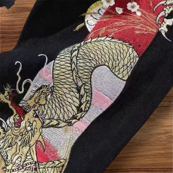 Evisu Black Jeans with Red and Gold Dragon Design - Picture 4 of 9